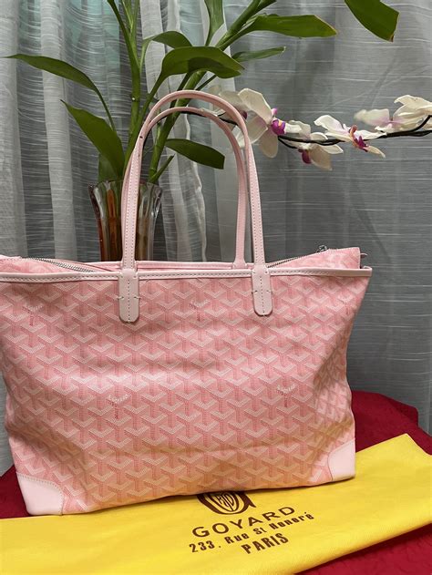 goyard pink tote bag.